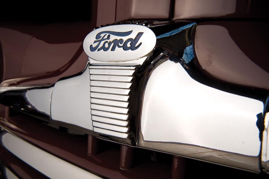  Ford Super DeLuxe Sportsman Convertible 1947 года  (фото 41 из 61)